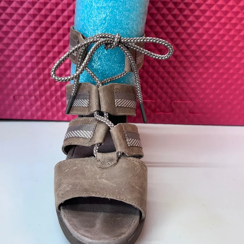 Boho Sorel Joanie II Lace Wedge Sandals Brown Leather Women Size 8 - Picture 2 of 11